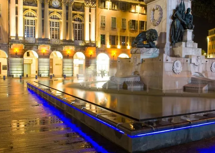 Chic Industrial Loft Quiet Garibaldi Ac Balcony *