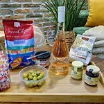 Chic Industrial Loft Quiet Garibaldi Ac Balcony * Niza