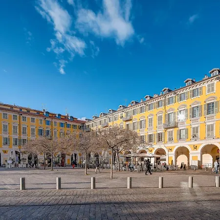 Apartment Chic Industrial Loft Quiet Garibaldi Ac Balcony