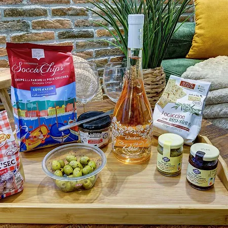 Chic Industrial Loft Quiet Garibaldi Ac Balcony * Nizza