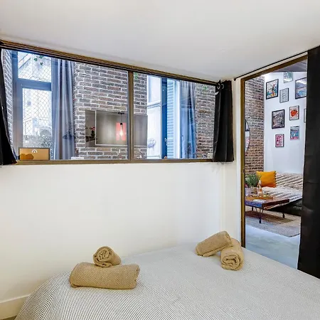 Chic Industrial Loft Quiet Garibaldi Ac Balcony Appartement *